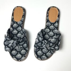 J.Crew Women's Trendy Black and  White Fan Bow  Sandals Sz 7